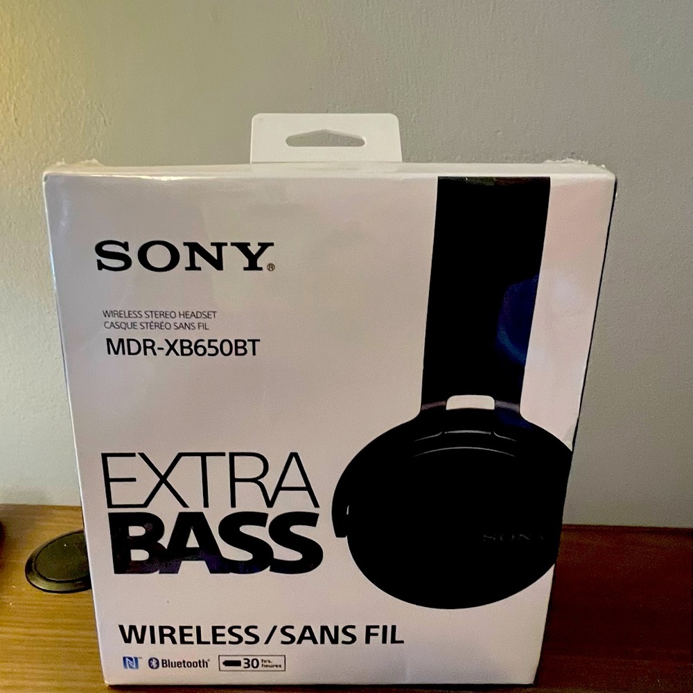 Brand new never opened wireless headphones